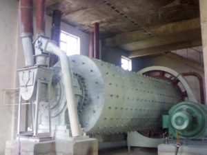 Линия сортировки карбоната кальция с шаровой мельницей с производительностью 50 тыс. тонн для горнопромышленной компании из Ляонина