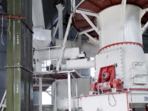 Вертикальная мельница для карбоната кальция с линией вторичной сортировки с зернистостью D97:4 μm и производительностью 0,8 т в час для компании в Гуйлине