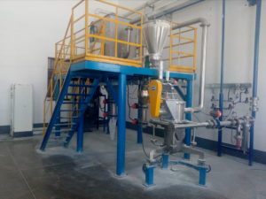 Линия сортировки микрокремнезема с шаровой мельницей с зернистостью D50:57-67 μm и производительностью 1 т в час для компании в провинции Аньхой, производящей кварцевые маты